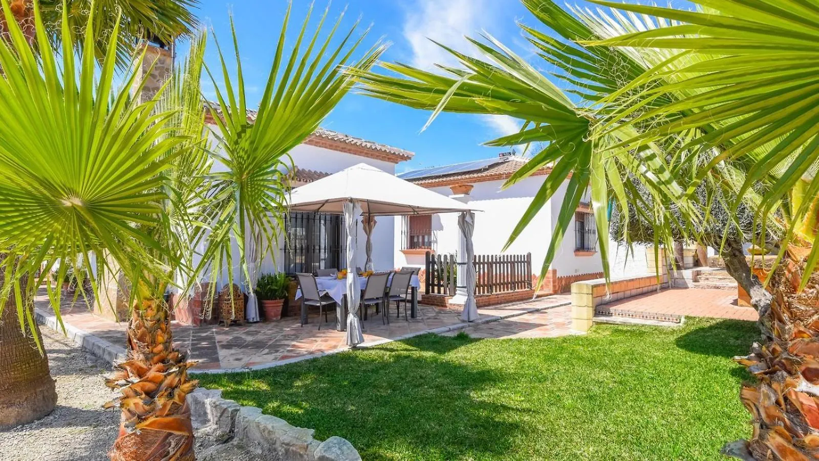 Casa Rural La Higuera De Rios Antequera - La Higuera By Ruralidays